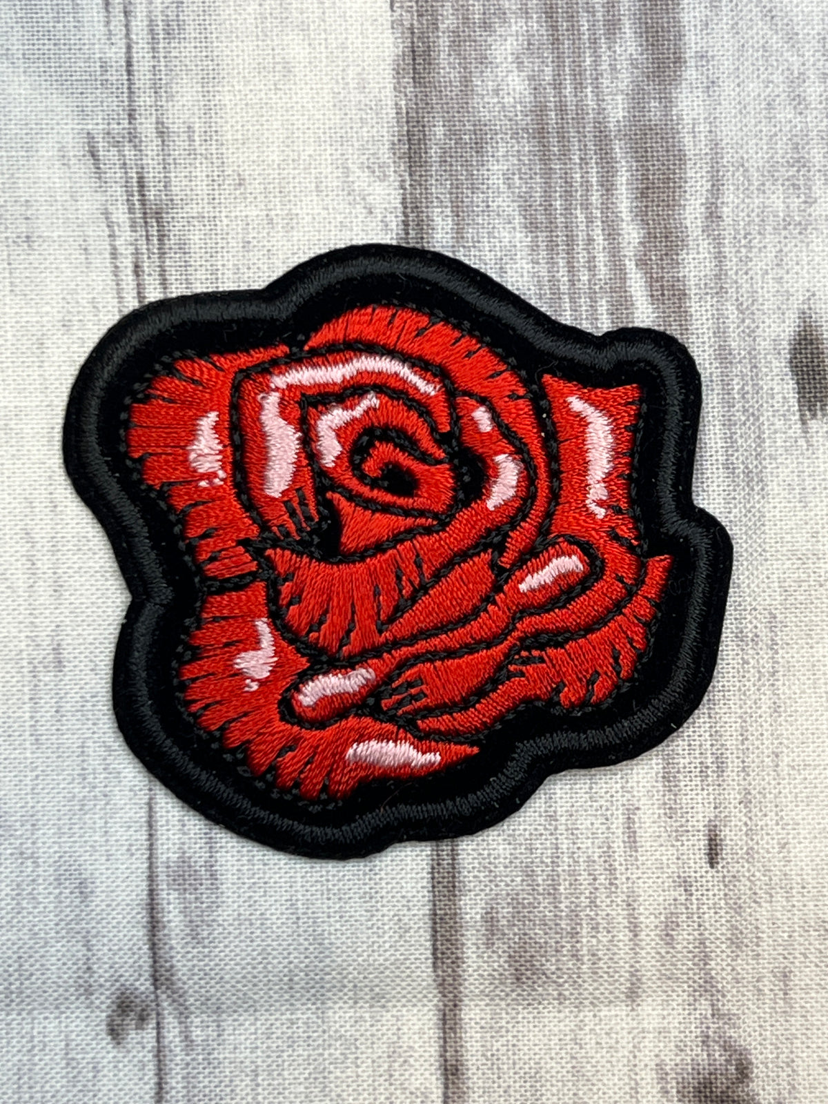 Rosebud iron on patch ￼