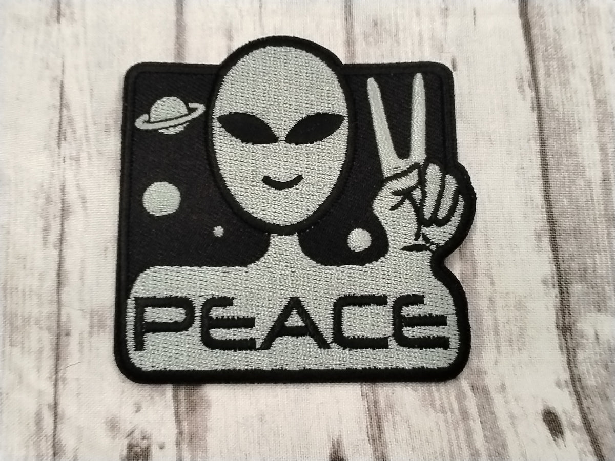 Peace alien patch